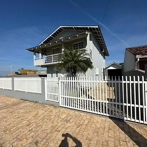 Ampla Casa Com 5 Quartos E Vista O Mar Navegantes